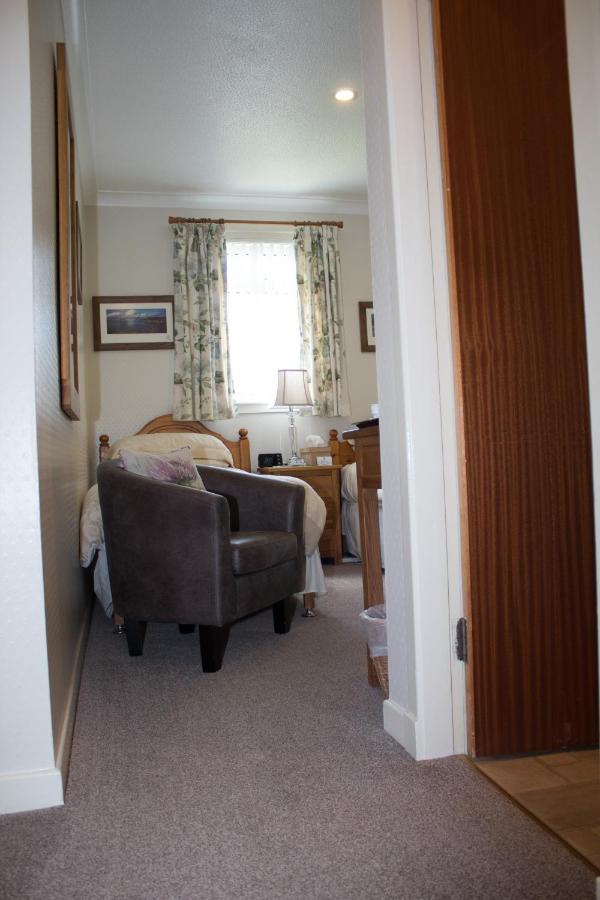 Whitecroft B&B Киркньютон Экстерьер фото