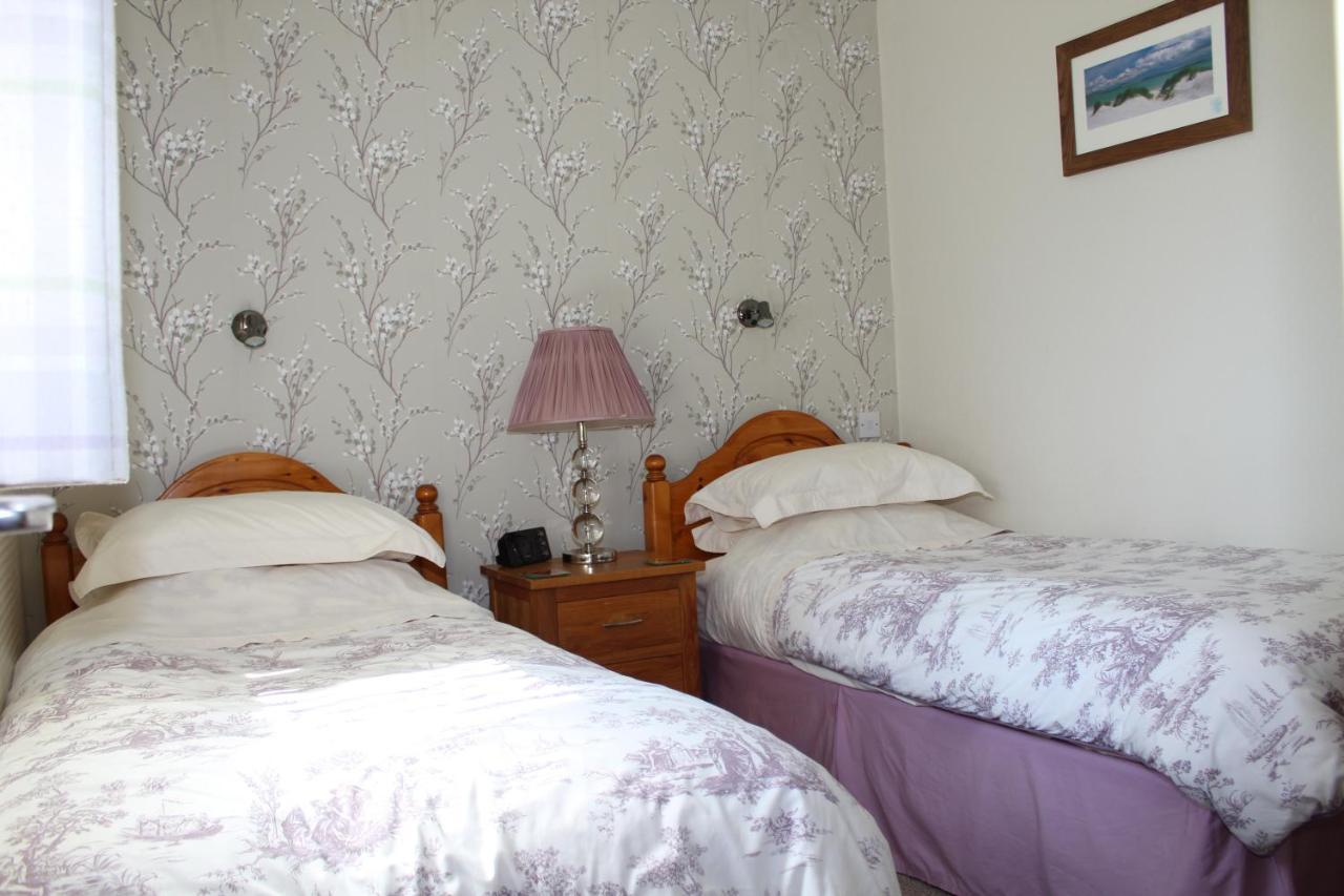 Whitecroft B&B Киркньютон Экстерьер фото